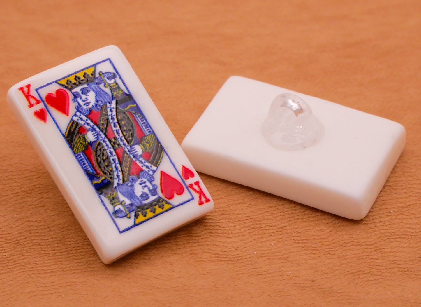 King Queen Hearts Playing Card Plastic Pair of Buttons 17x27mm