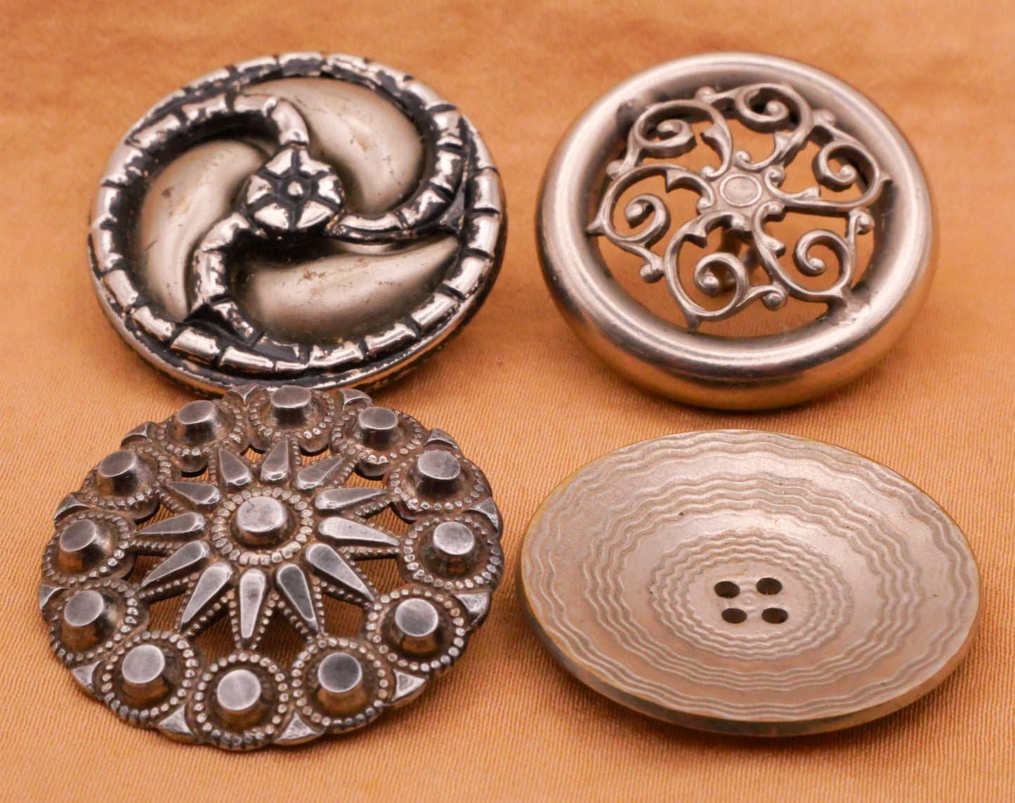 Swirl Sun Vintage Silver Metal Button Various 26-28mm