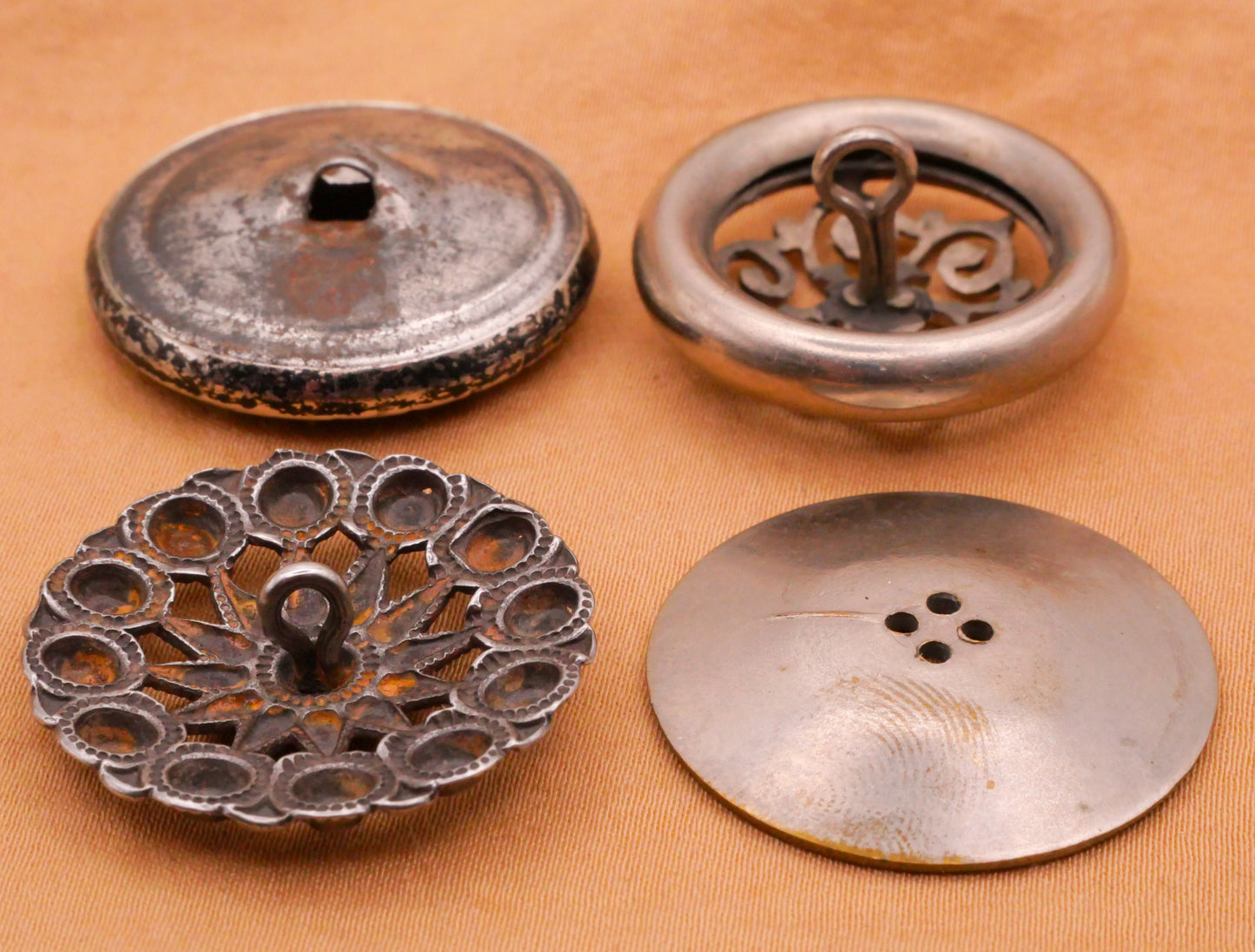 Swirl Sun Vintage Silver Metal Button Various 26-28mm