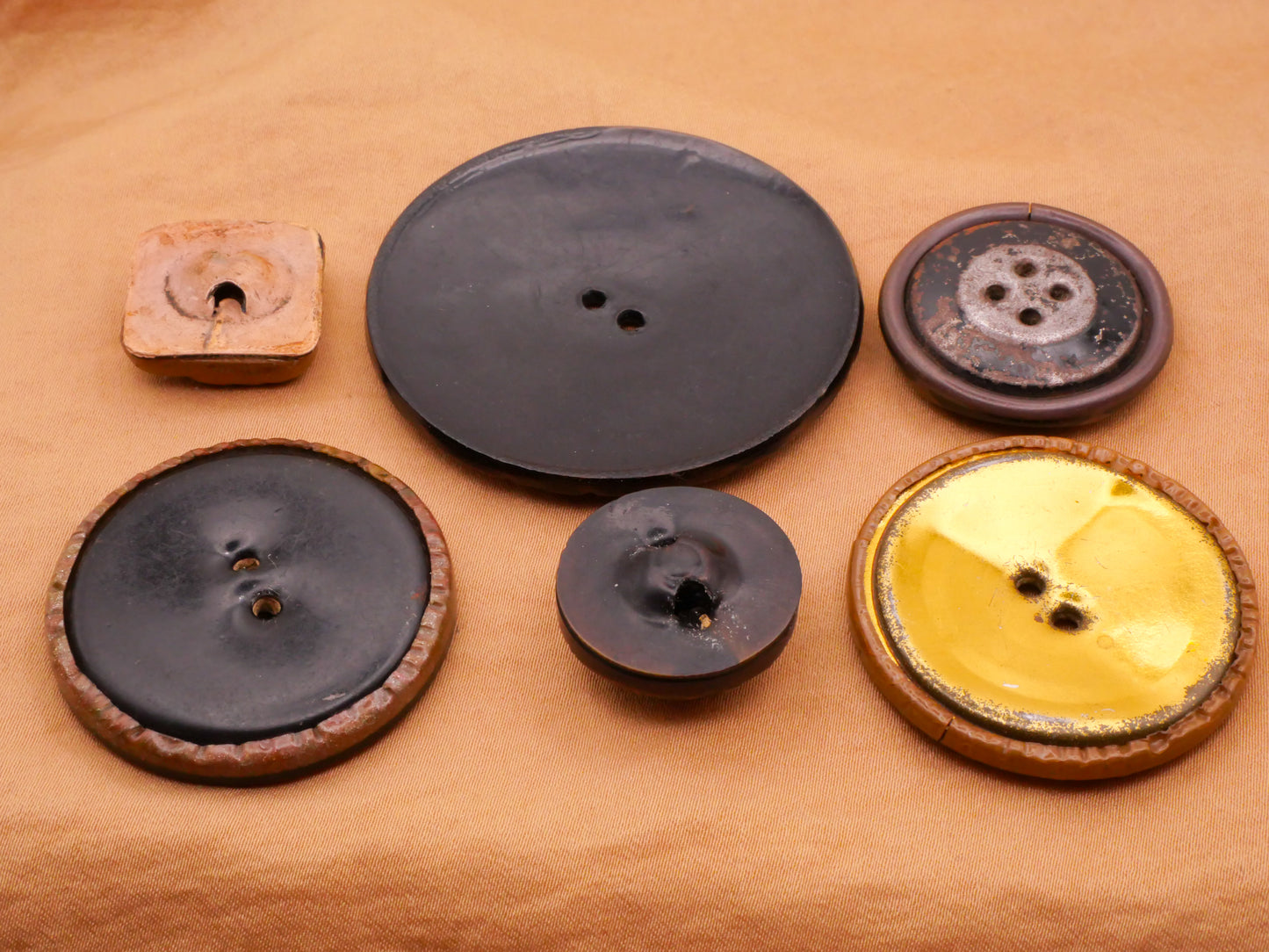 Western Inspired Brown Tan Celluloid Early Plastic Button Various 20-50mm