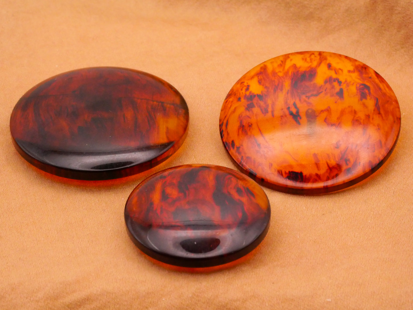 Root Beer Tortoiseshell Bakelite Early Plastic Button Various 28-37mm