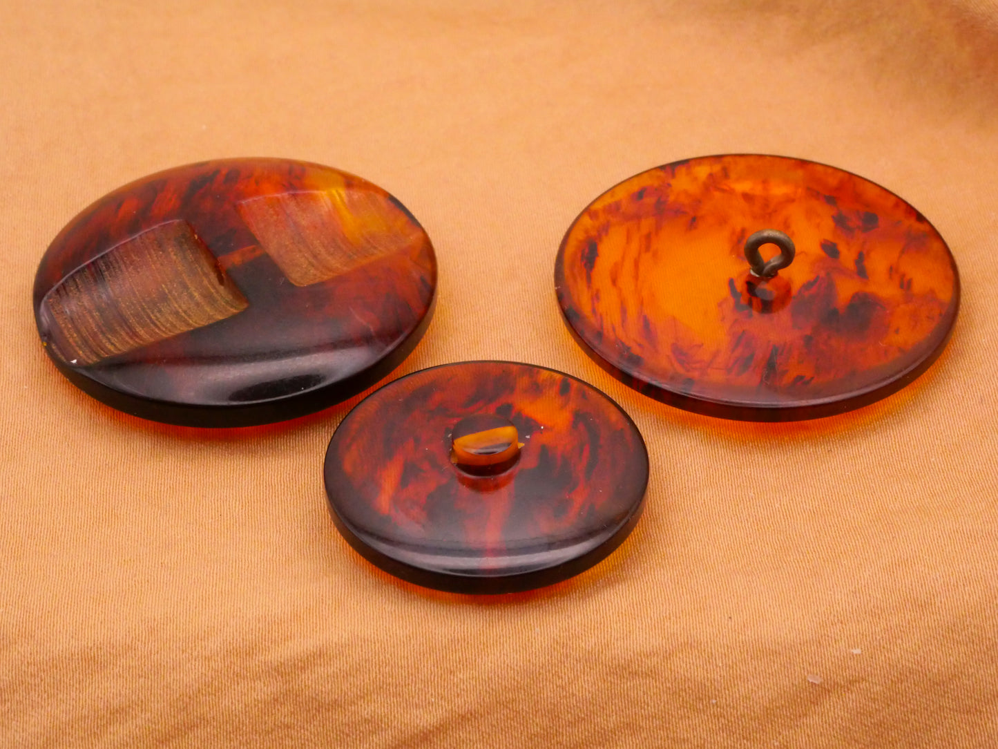 Root Beer Tortoiseshell Bakelite Early Plastic Button Various 28-37mm