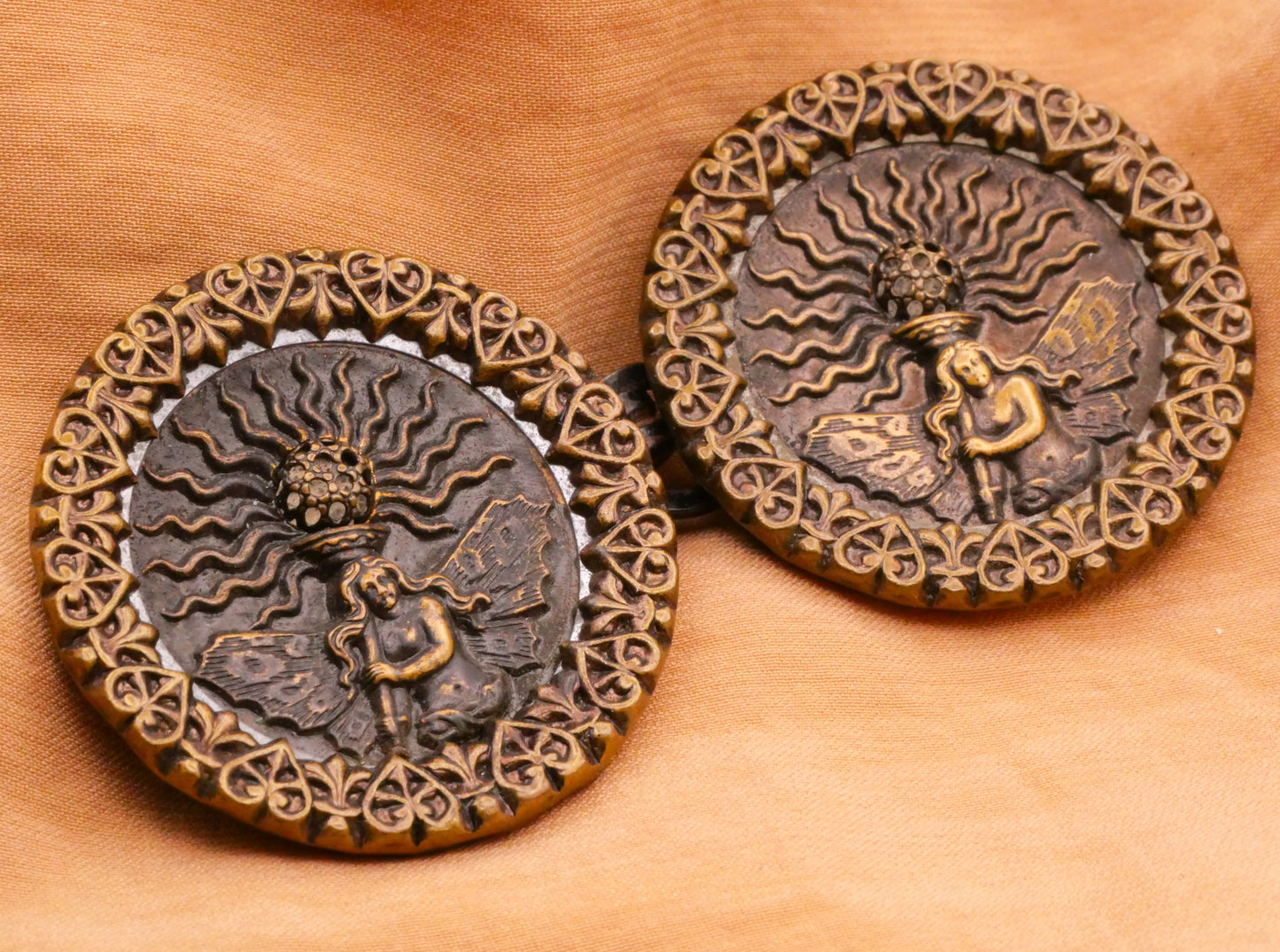 Fairy Victorian Cape Cloak Clasp Buckle Buttons 36x78mm