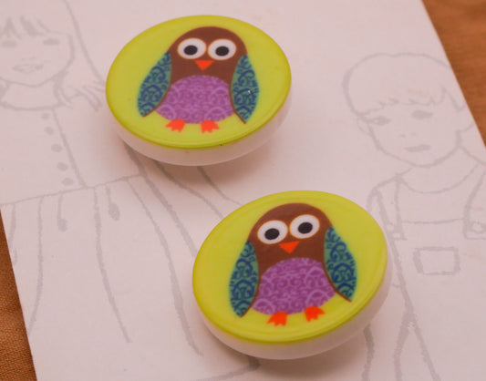 Owl Green Teal Purple Plastic Carded Pair of Buttons 18mm