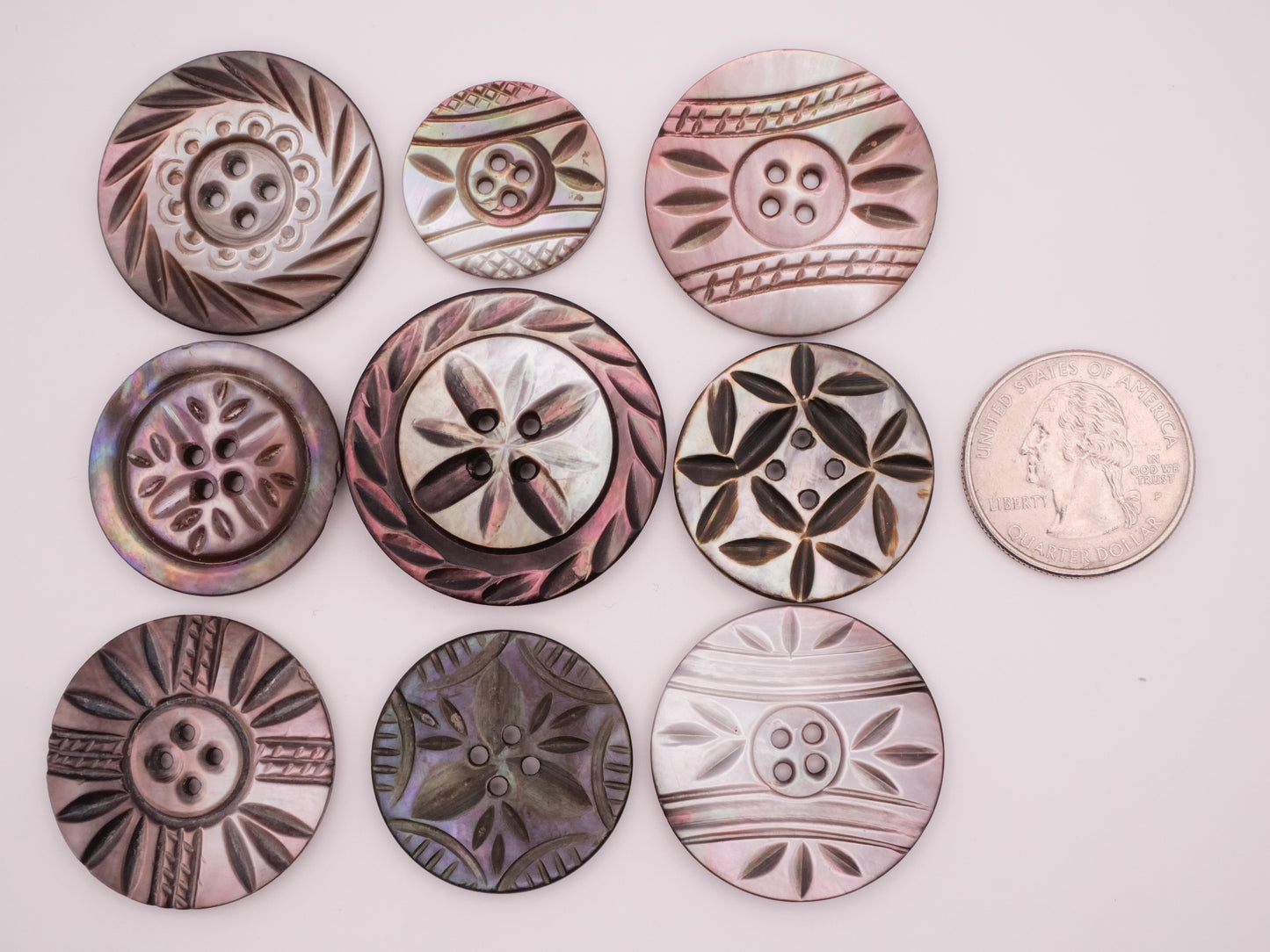 Leaf Leaves Wreath Carved Mother of Pearl Button Various 22-34mm