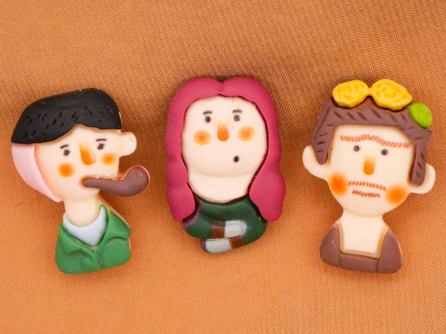 Famous Art Portraits Van Gogh Mona Lisa Frida Kahlo Plastic Set of Three Buttons 15-24mm