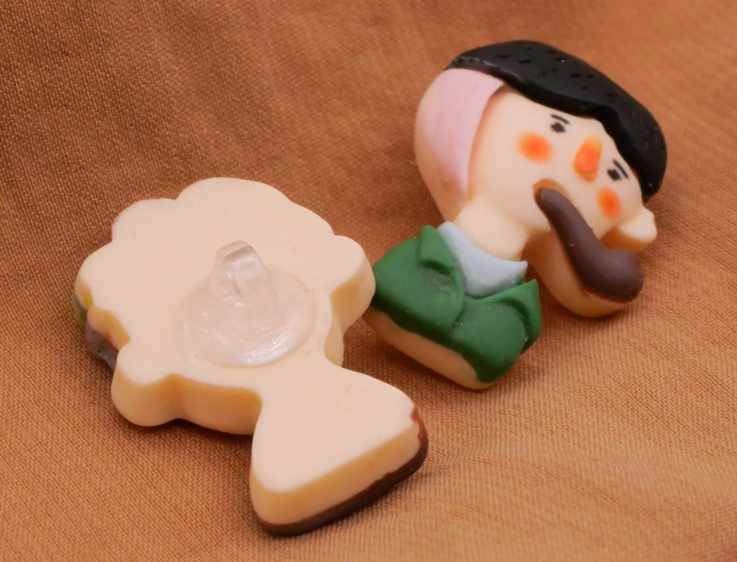 Famous Art Portraits Van Gogh Mona Lisa Frida Kahlo Plastic Set of Three Buttons 15-24mm