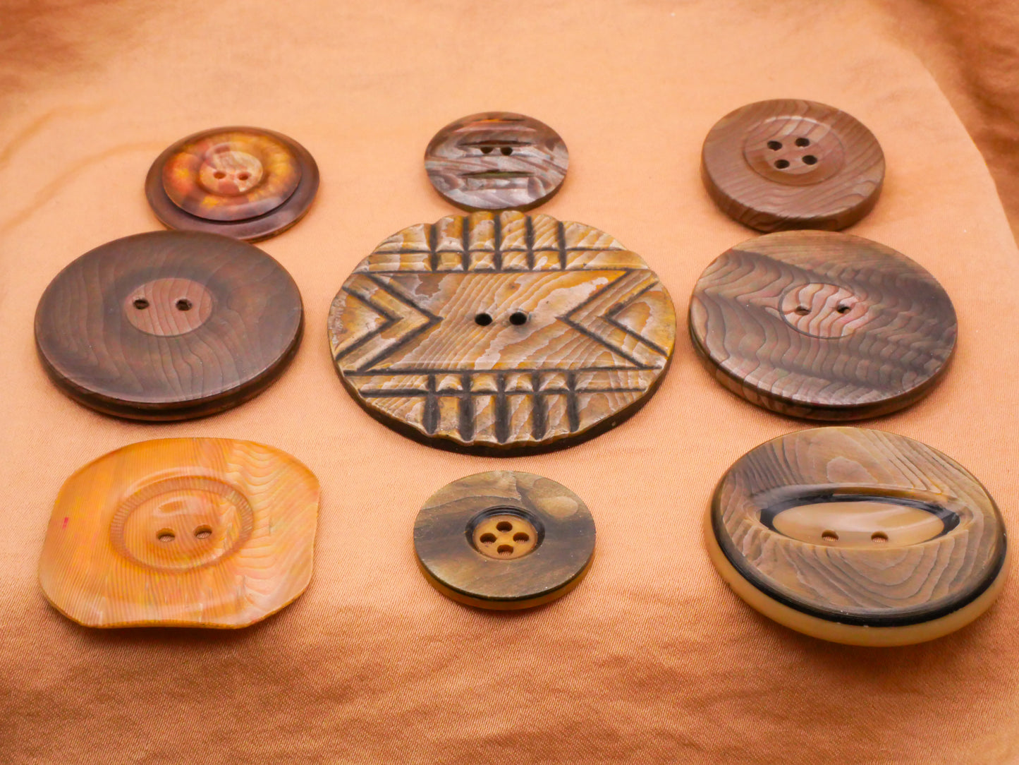 Wood Grain Look Celluloid Early Plastic Button Various 23-49mm