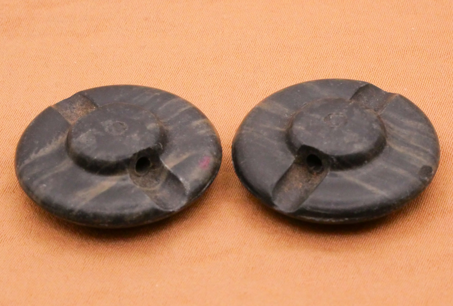 Stone Rock Look Vintage Button Various 25mm