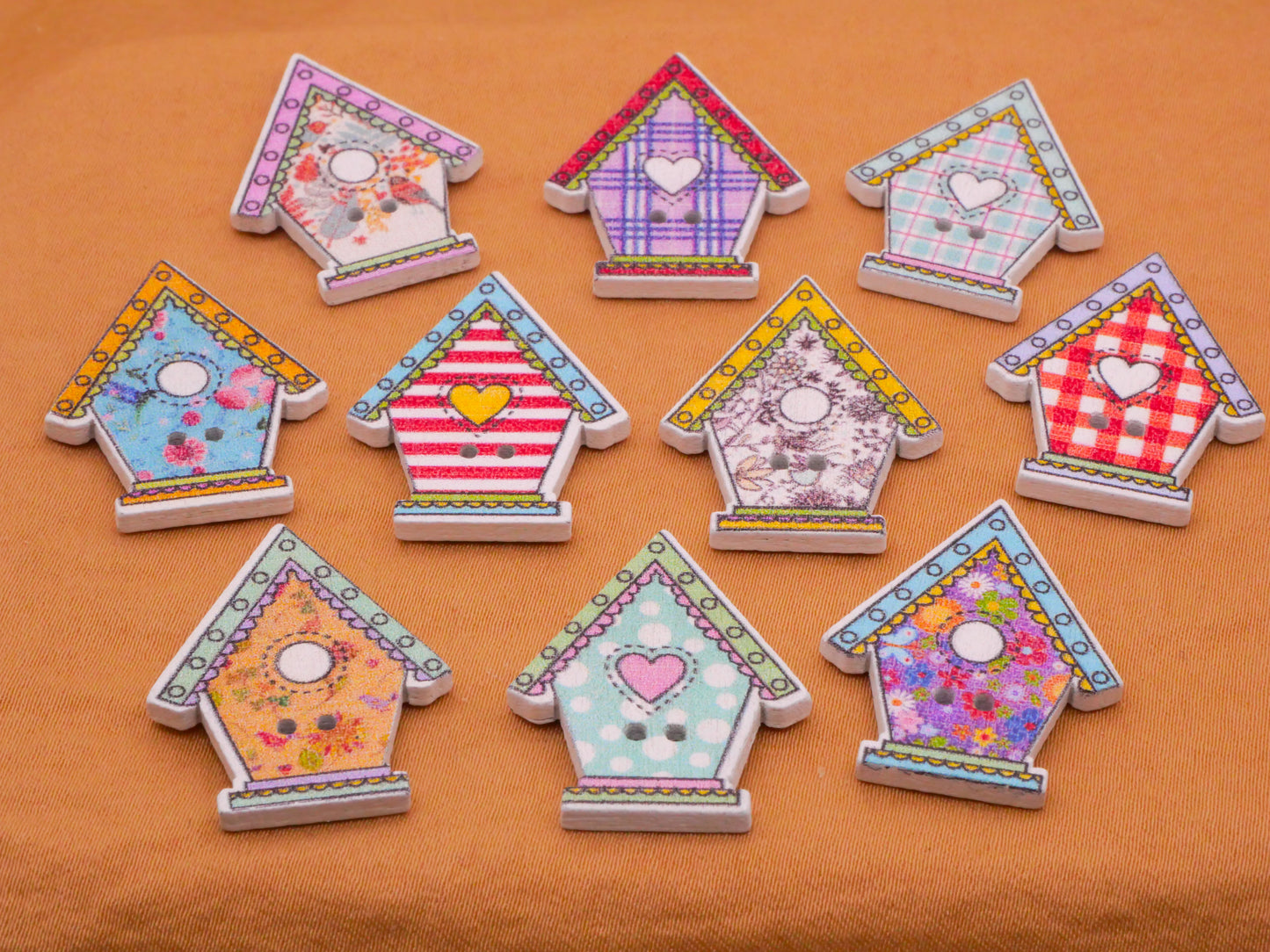 Birdhouse Bird House Patterned Wood Set of Ten Buttons 22x28mm