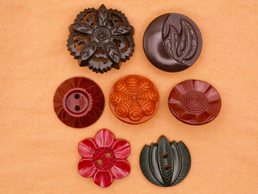Tribal Flower Leaves Earth Tones Vintage Plastic Button Various 19-25mm