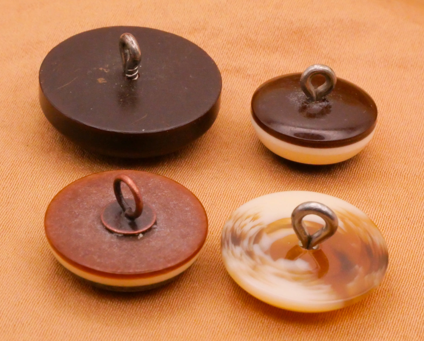 Eye Candy Brown Caramel Vintage Plastic Button Various 15-22mm