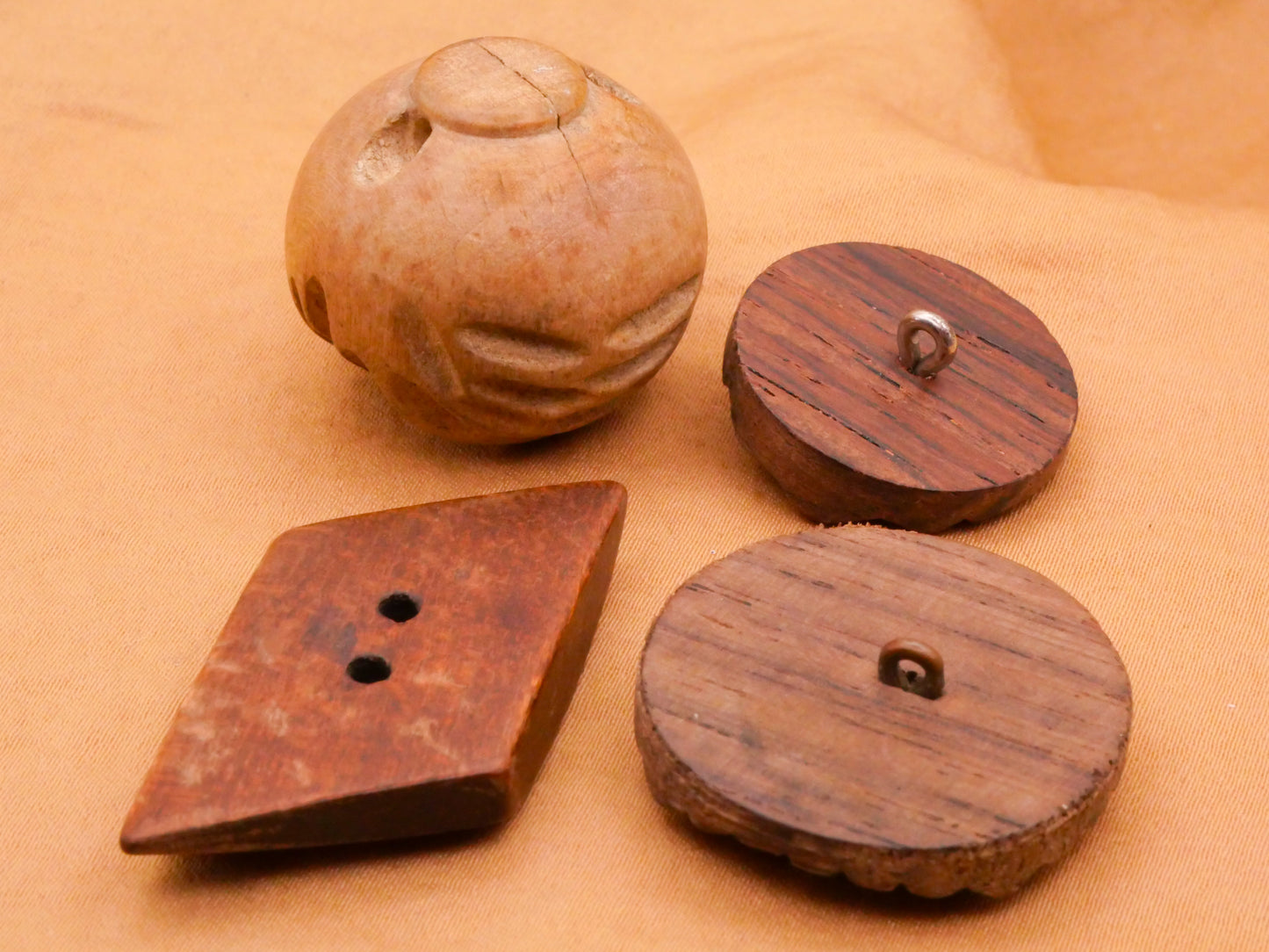 Carved Lines Wood Vintage Button Various 20-28mm