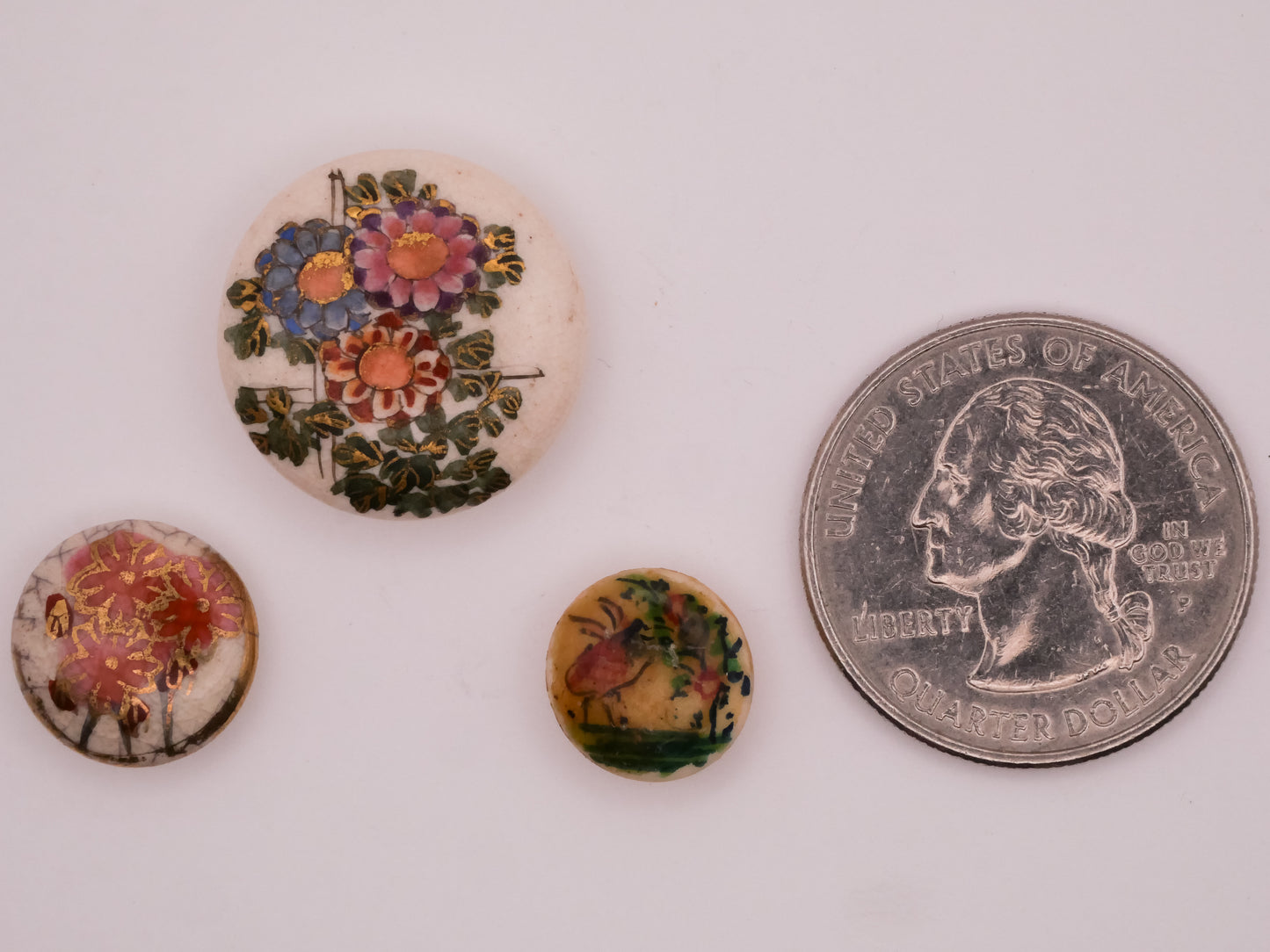 Satsuma Flower Vintage Hand-Painted Ceramic Button Various 11-20mm