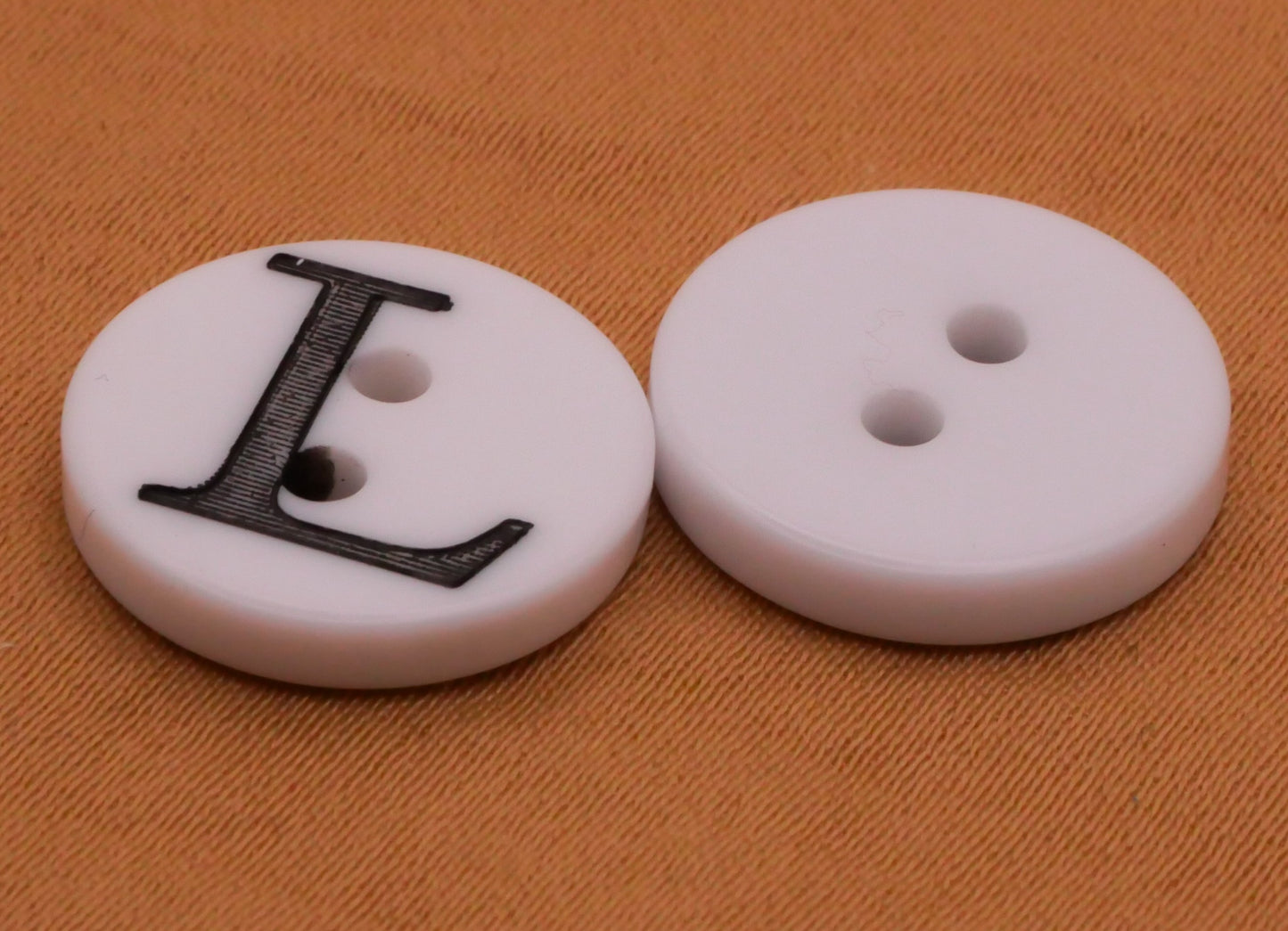 Lamb Verbal Letters Plastic Set of Four Buttons 15mm