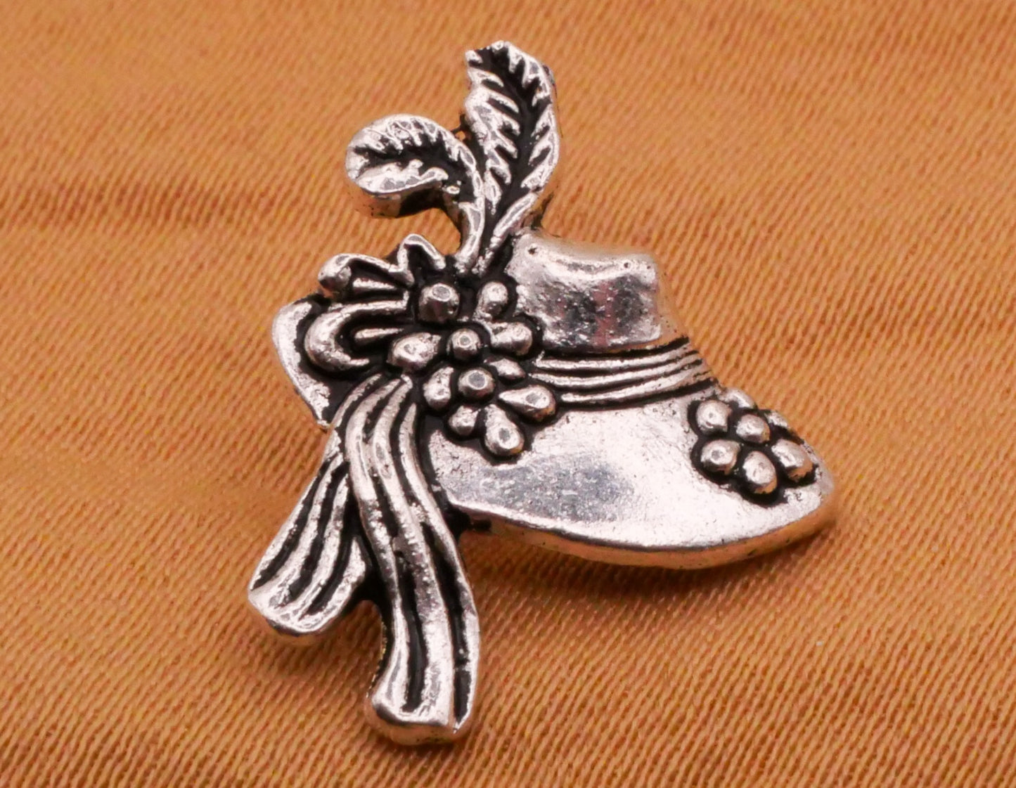 Hat Bonnet Flower Feather Silver Metal Button 14x18mm