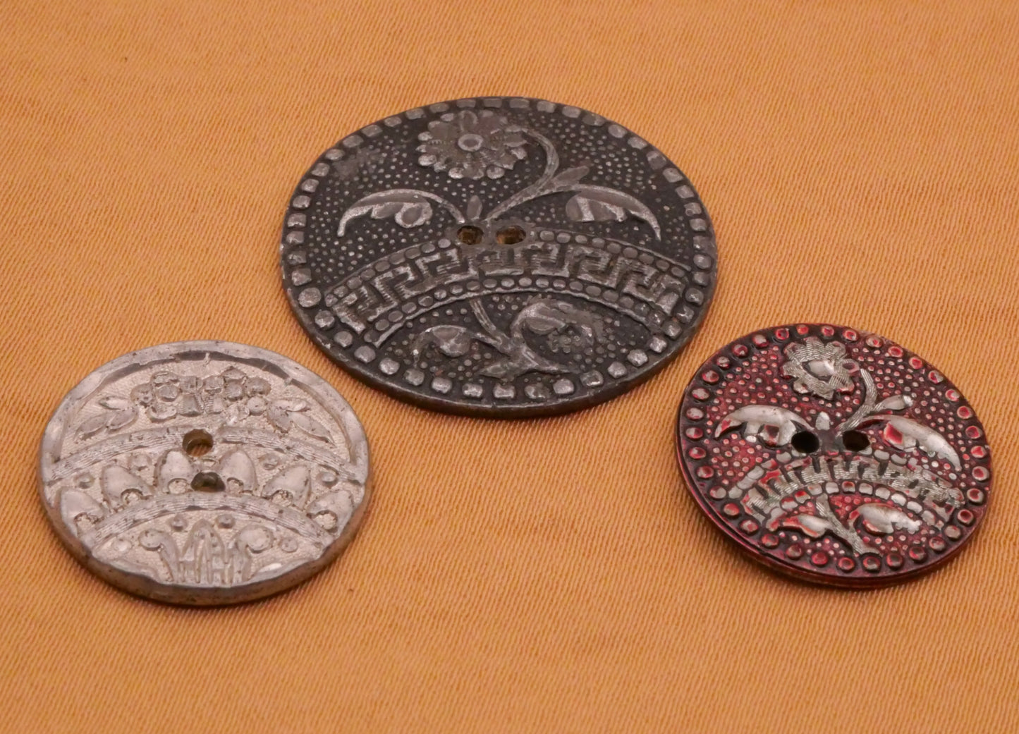 Flower Floral Band Flat Sew-Thru Antique Metal Button Various 18-25mm