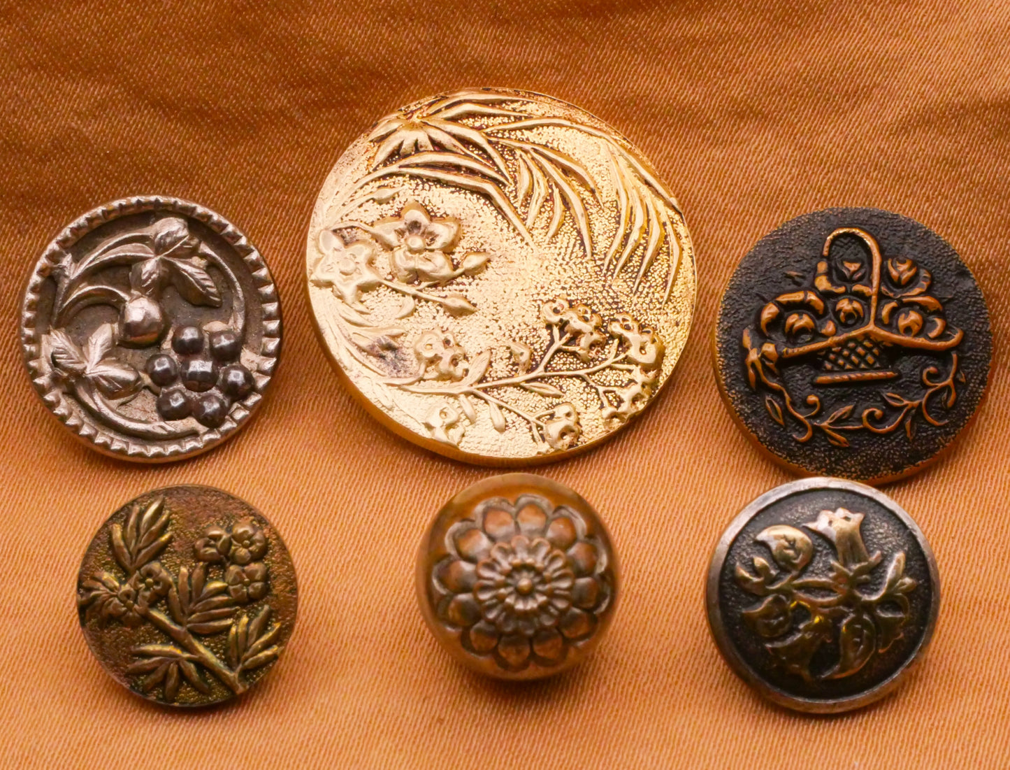Flower Florals Paris Backmark French Metal Button Various 11-23mm