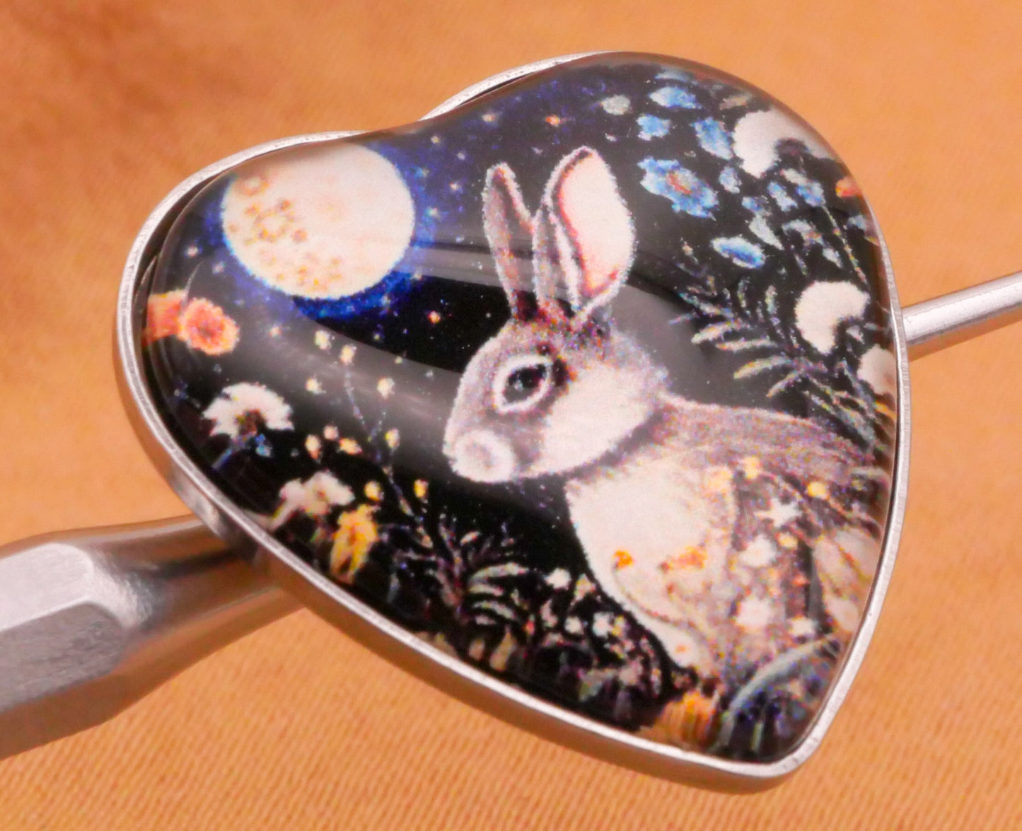 Bunny Rabbit Moon Heart Plastic Metal Button 21mm