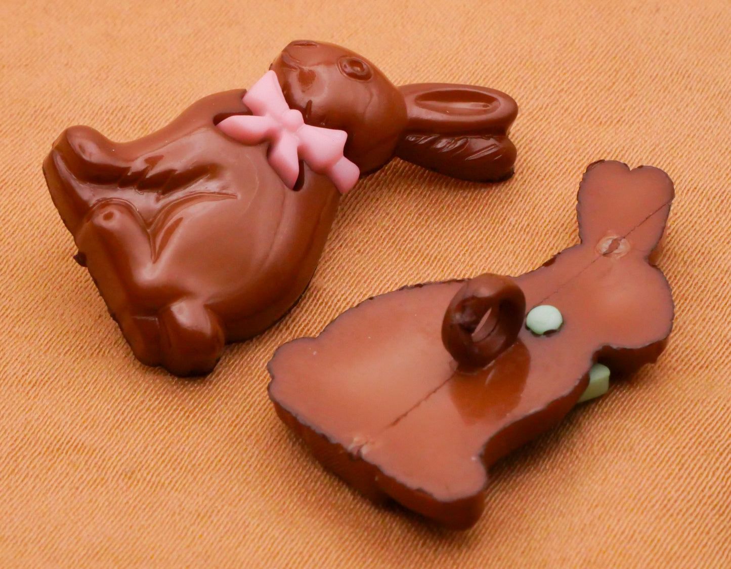 Chocolate Bunny Rabbit Bow Plastic Set of Six Buttons 16x27mm
