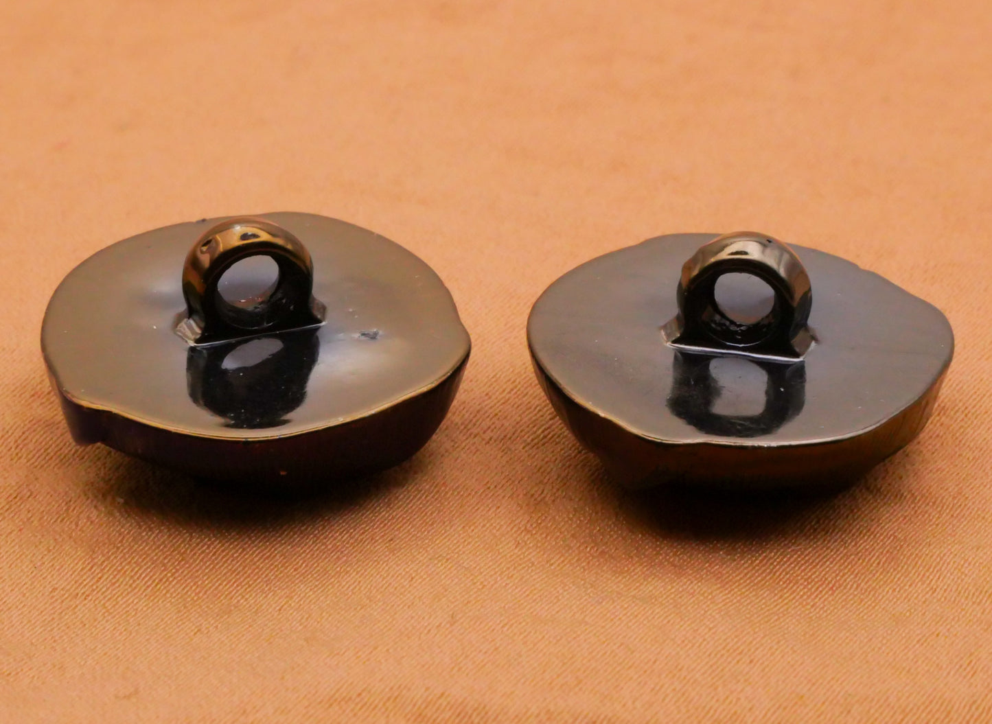 Seed Pod Iridescent Blue Purple Plastic Button Various 21mm
