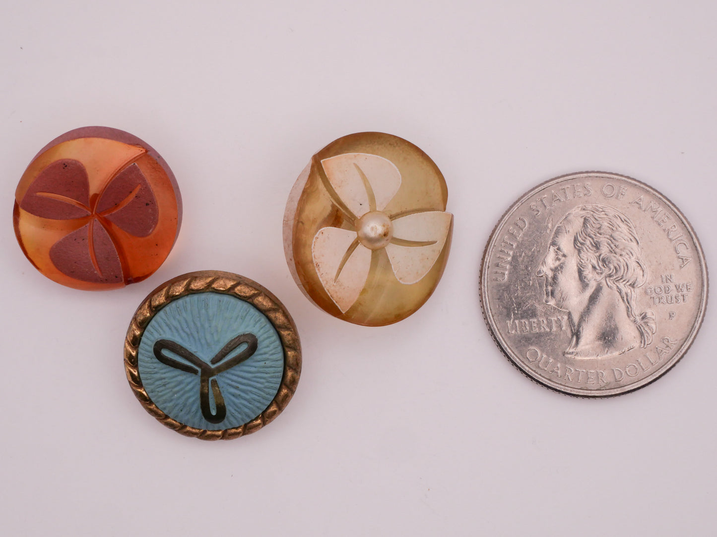Fan Triad Celluloid Early Plastic Set of Three Buttons 18-20mm