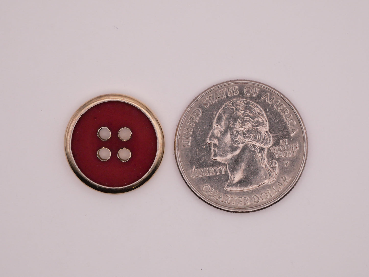Red Plastic Gold Metal Set of Three Buttons 19mm