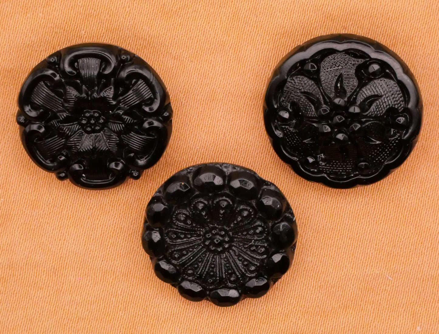Flower Intricate Black Glass Vintage Button Various 18mm