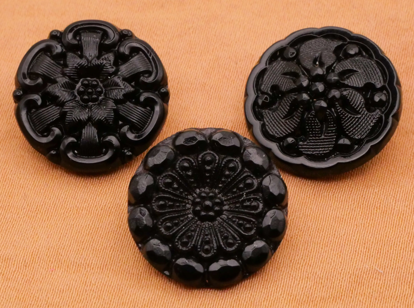 Flower Intricate Black Glass Vintage Button Various 18mm