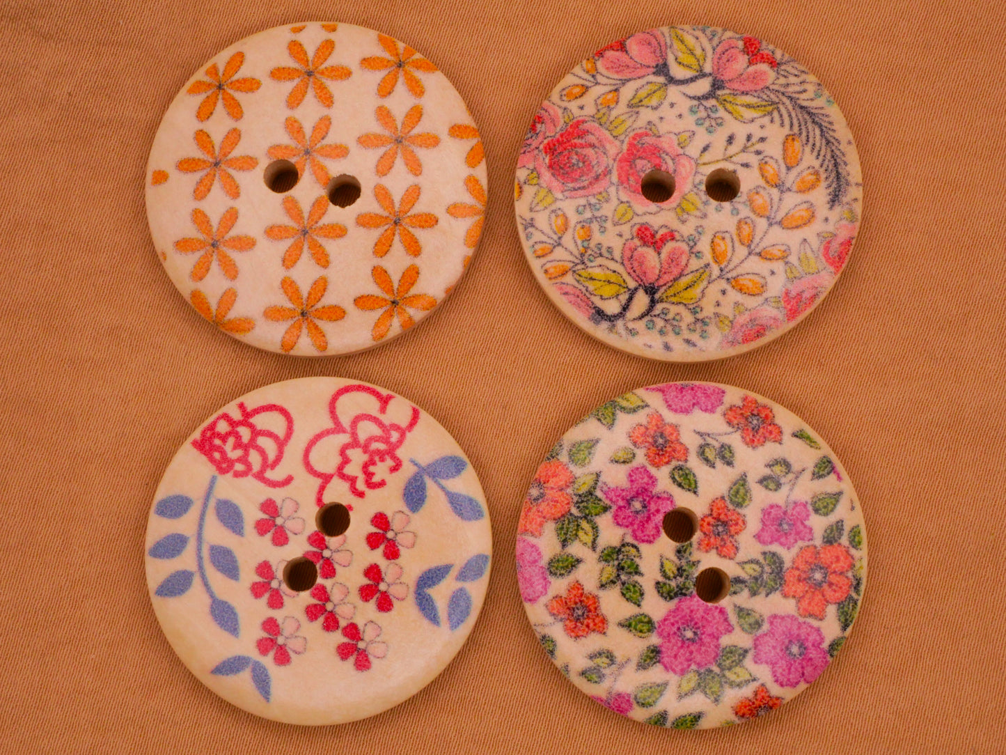 Flower Pattern Colorful Wood Set of Four Buttons 30mm