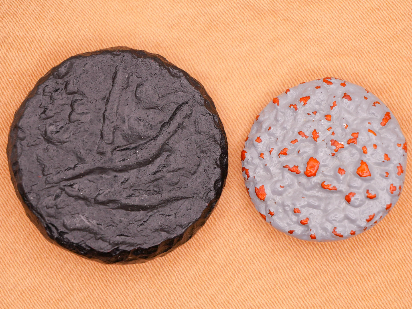 Textured Planet Look Vintage British Bakelite Button Various 31-41mm