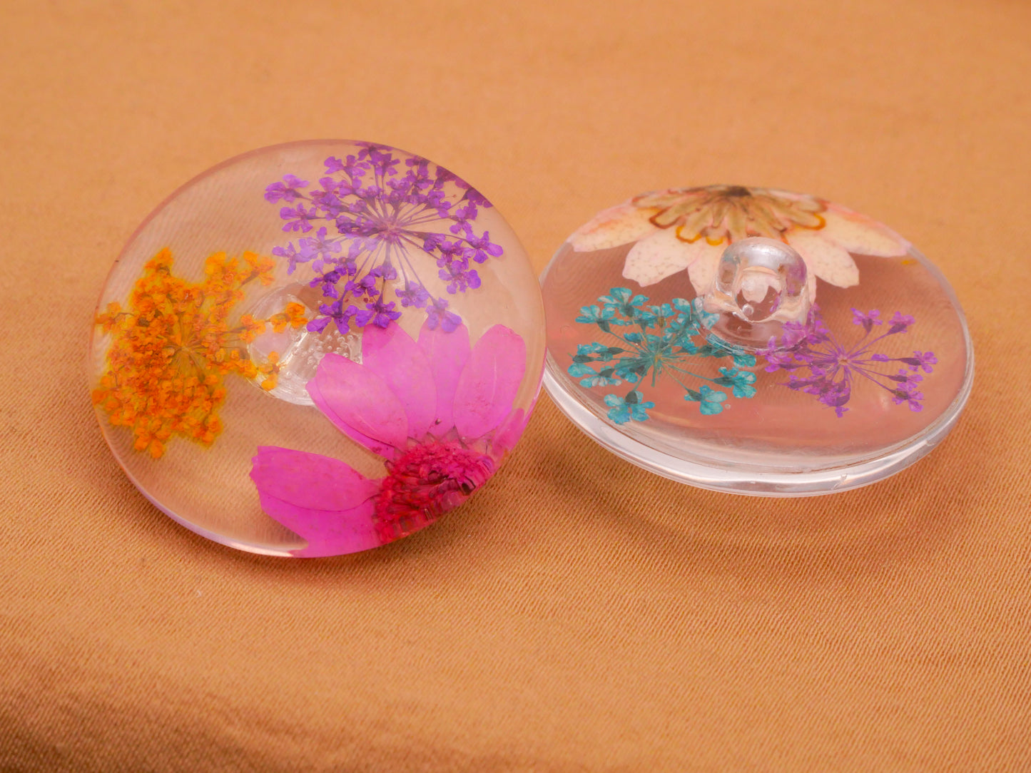 Habitat Real Flowers Dyed Glass Plastic Button Various 30mm