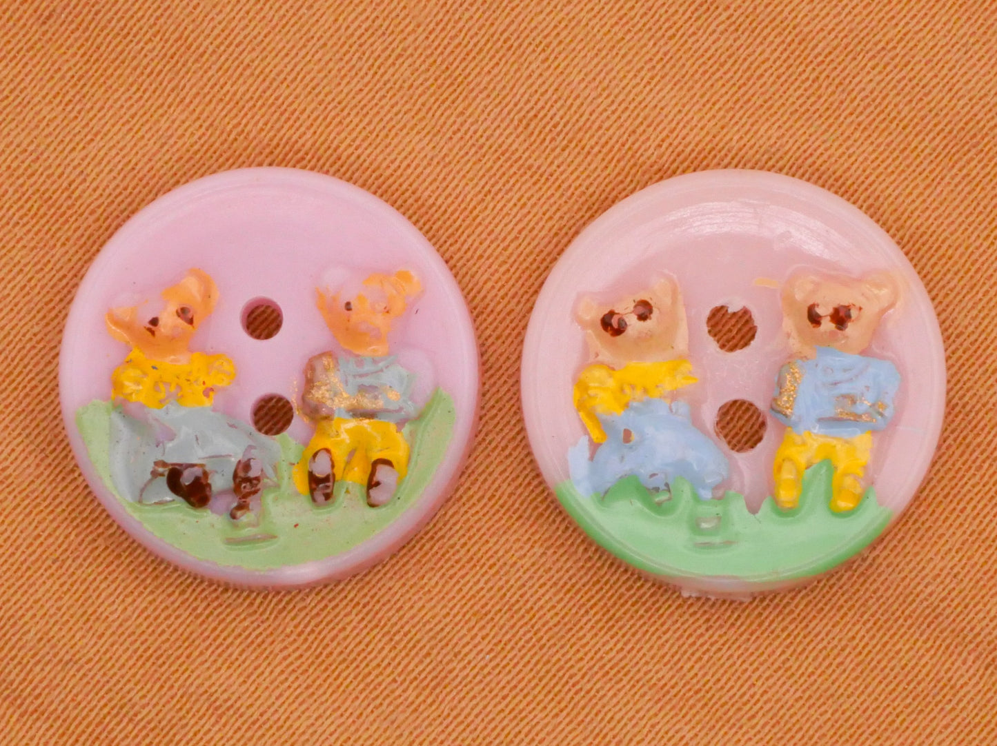 Bear Friends Pastel Vintage Plastic Button Various 16mm