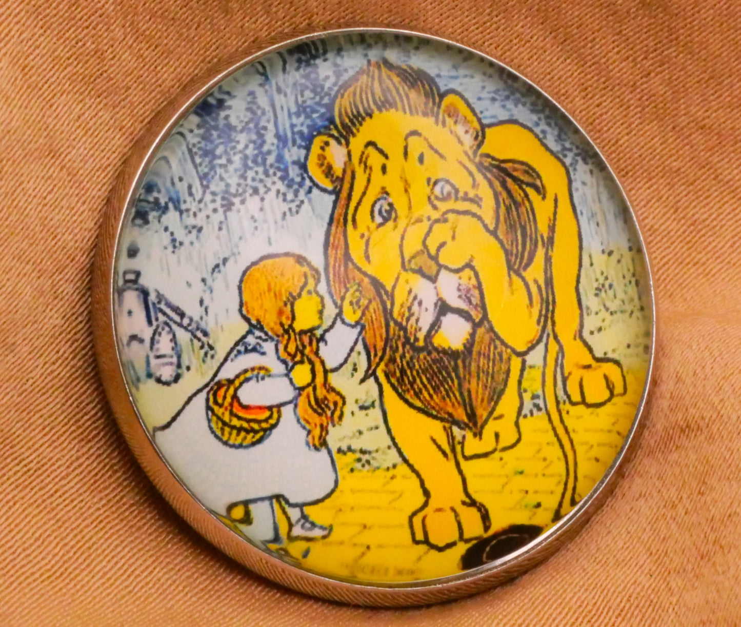 Wonderful Wizard of Oz Glass Silver Metal Button Various 27mm