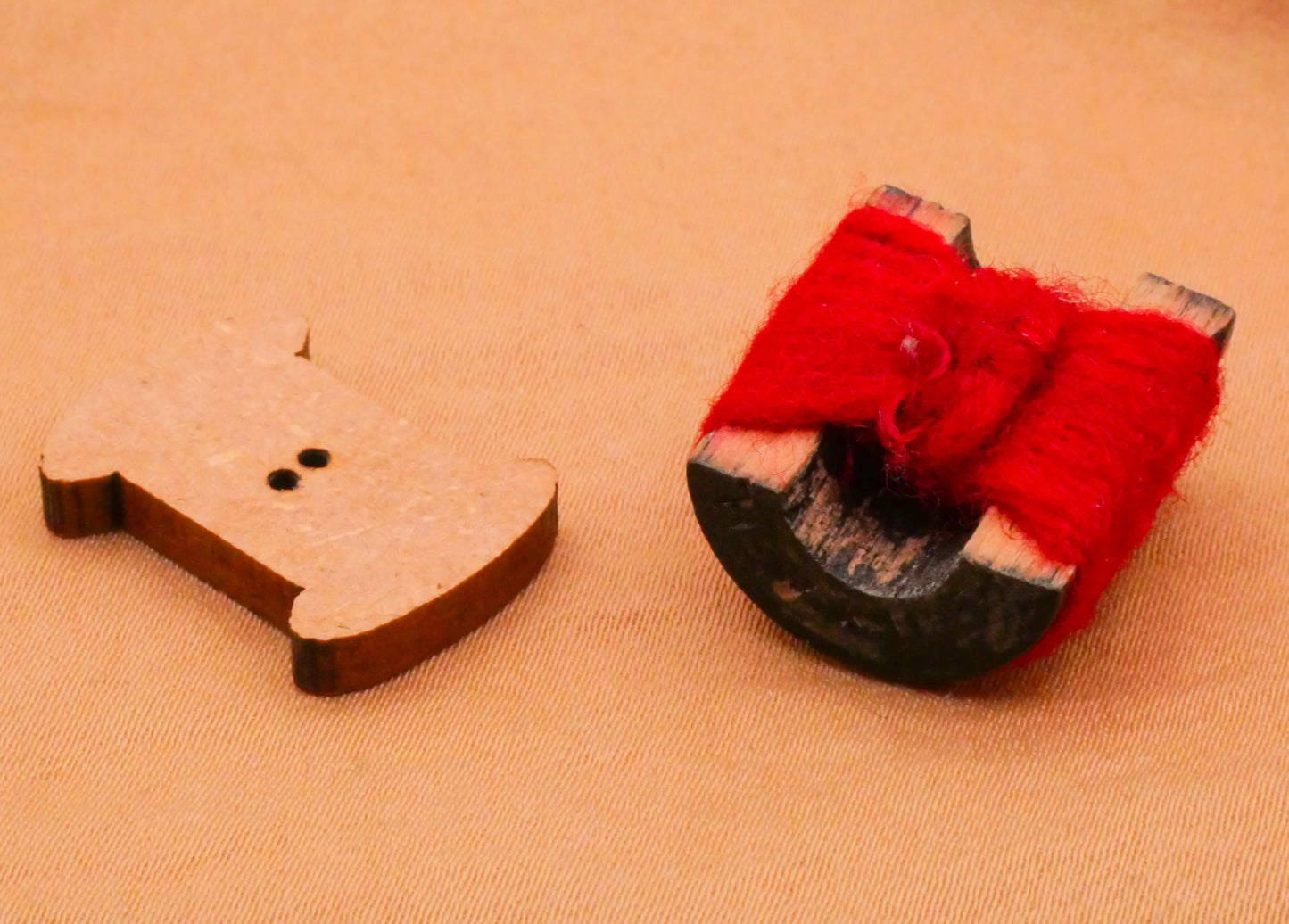 Red Thread Spool Sewing Wood Button Various 15-20mm