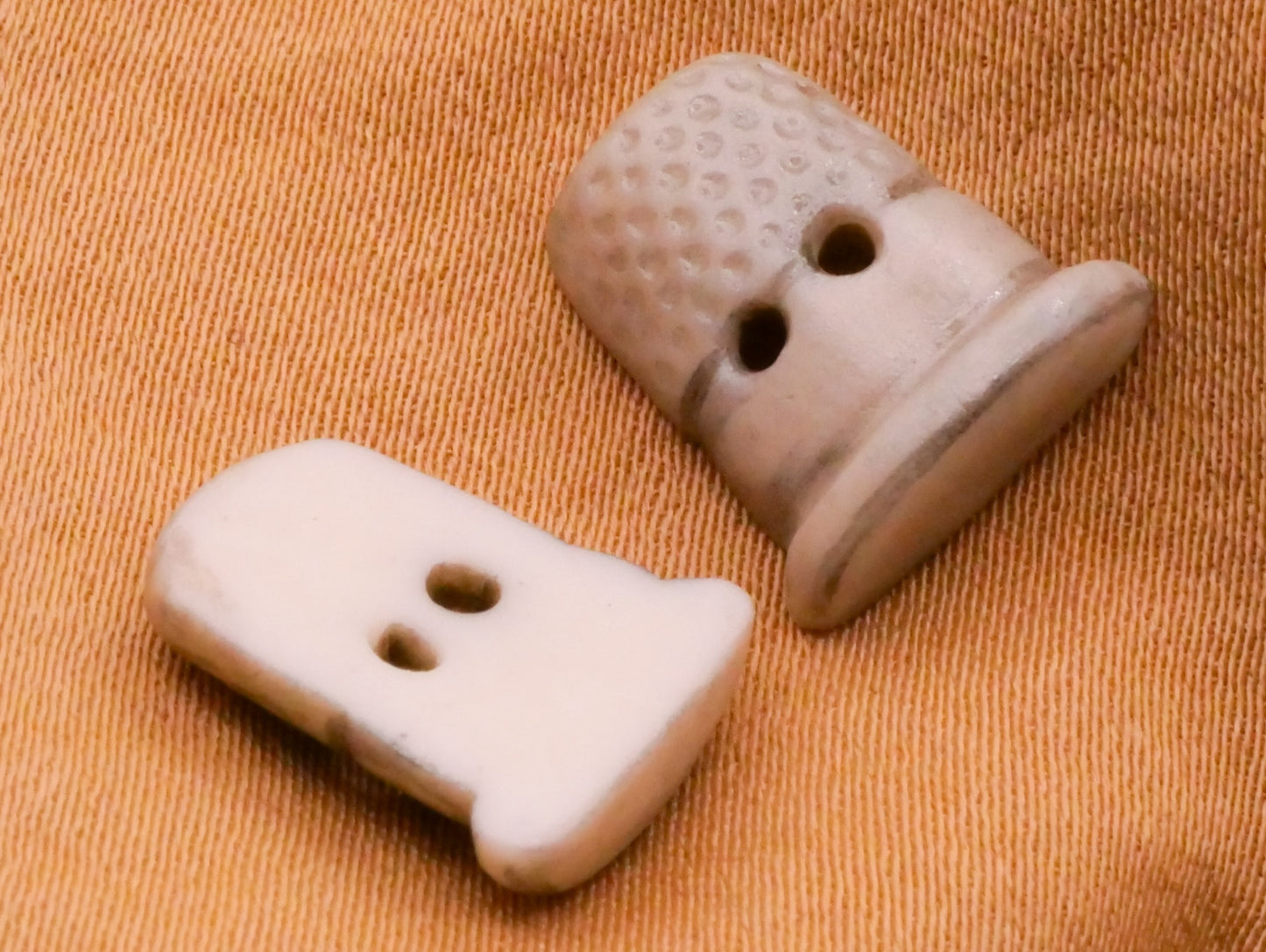 Thimble Realistic Hand-Painted Porcelain Ceramic Button 12x13mm