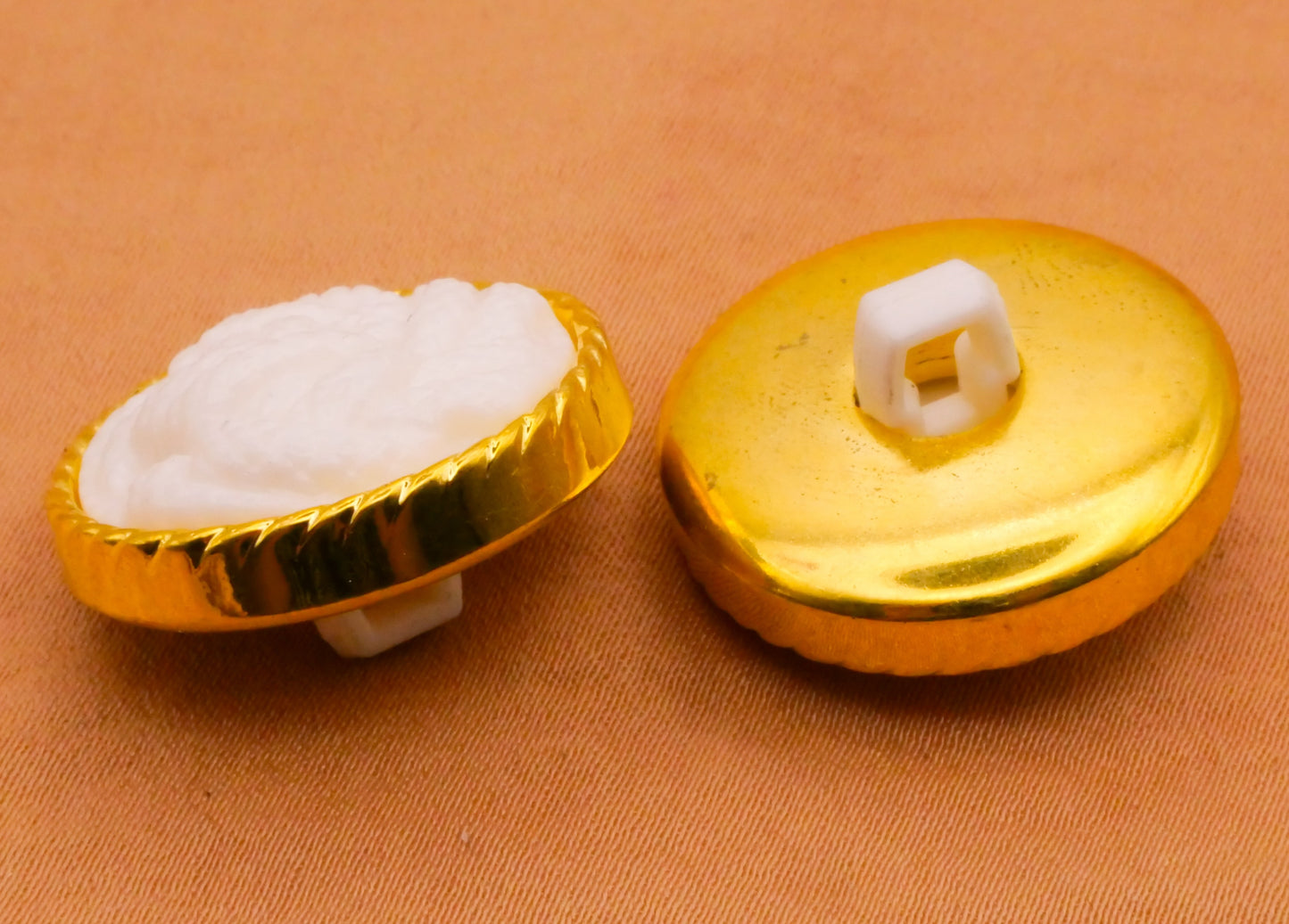 Rope Knot Yarn Look Plastic Pair of Buttons 23mm