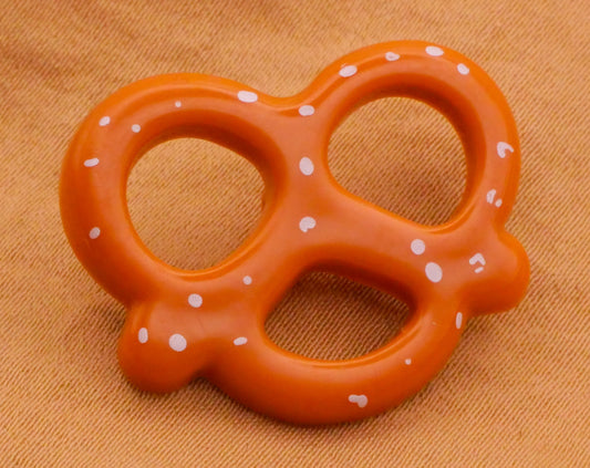 Salted Pretzel Twist Food Plastic Button 22x28mm