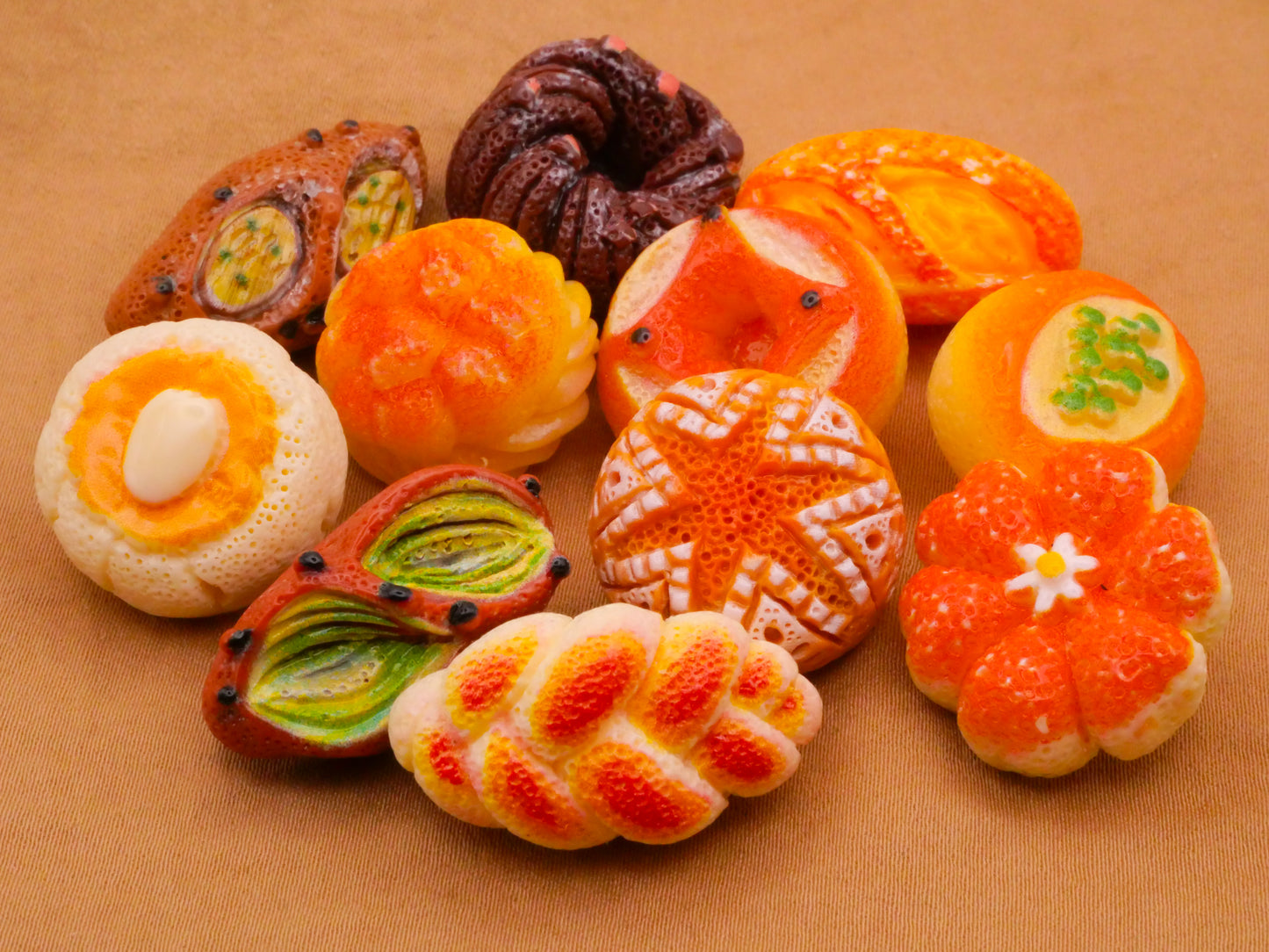 Bread Pastry Realistic Plastic Assorted Set of Four Buttons 14-25mm