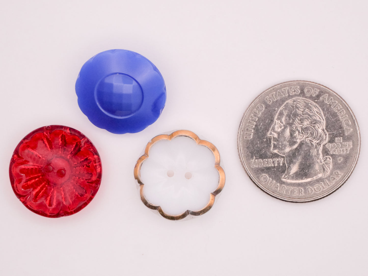 Flower Scallop Edge Vintage Glass Button Various 18mm