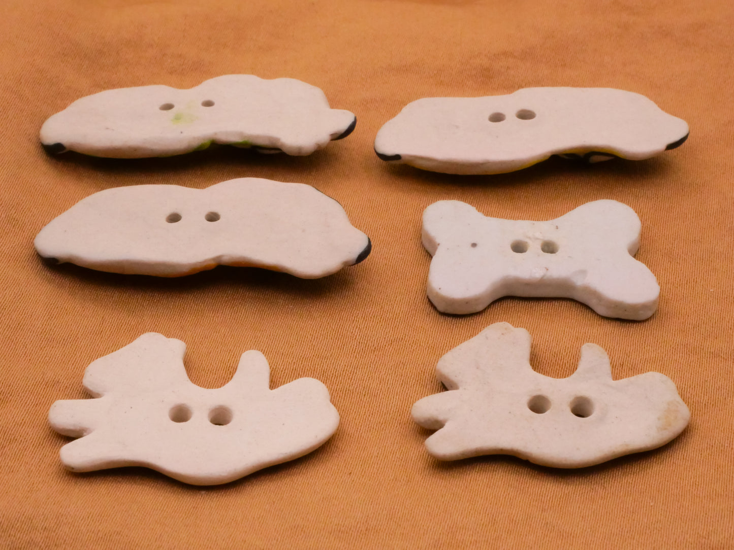 Dog or Bone Ceramic Sew-Thru Button Various 17-38mm
