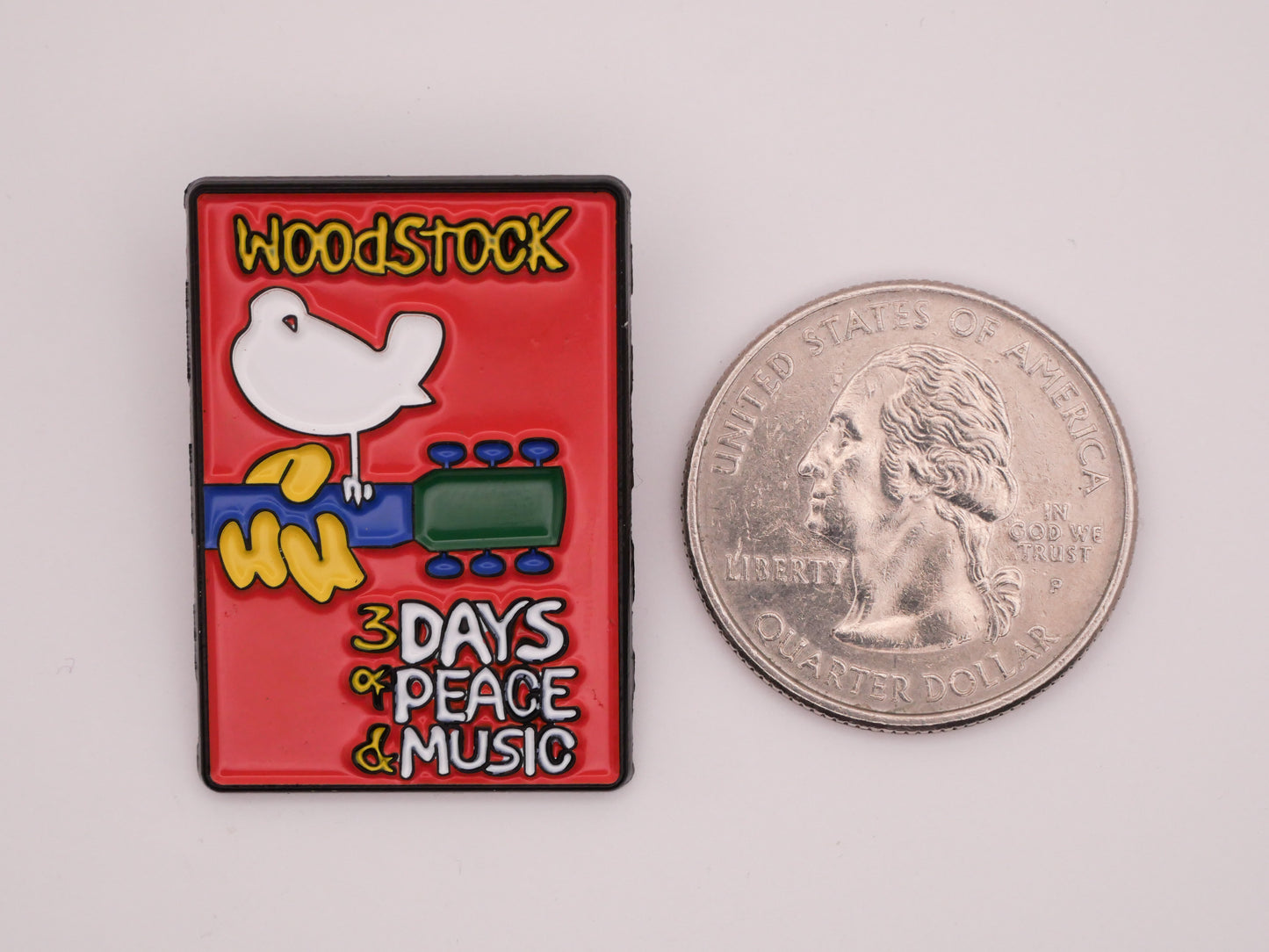 Woodstock Poster Peace and Music Bird Guitar Enamel Metal Large Button 23x33mm