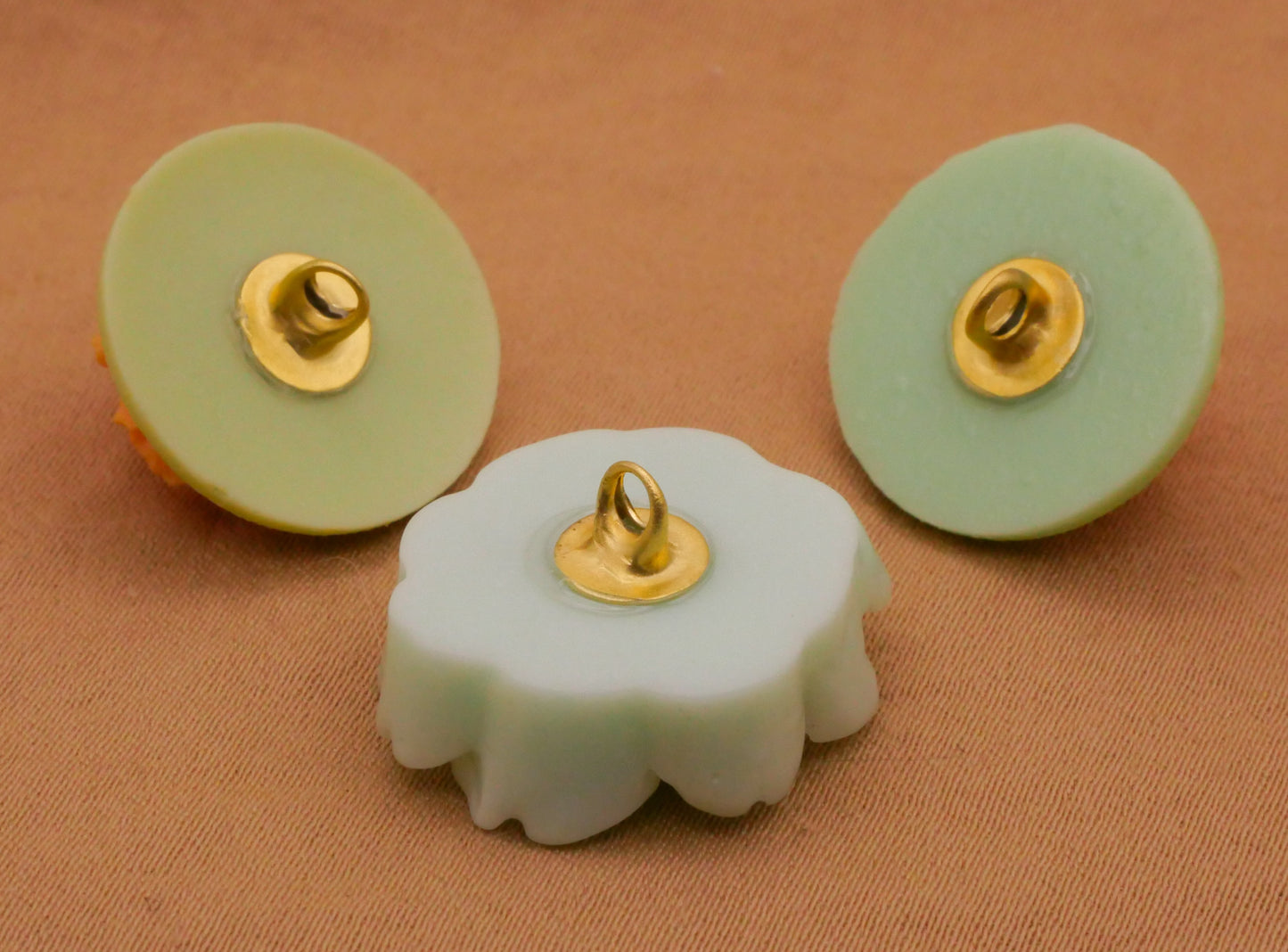 Flower Mint Green Resin Button Various 18-21mm