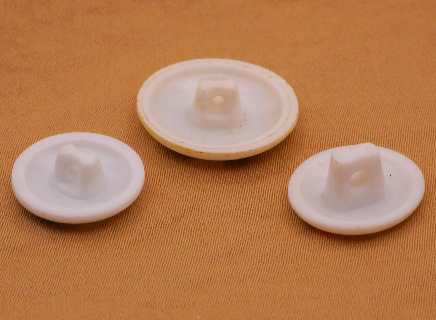 Raggedy Ann and Andy Doll Plastic Button Various 14-19mm