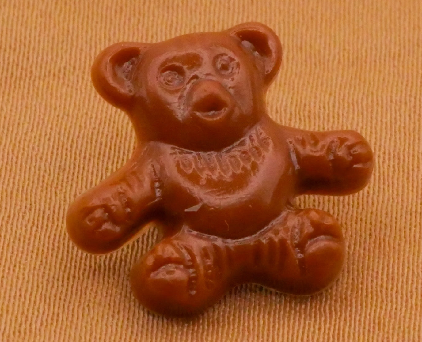 Teddy Bear Vintage Brown Plastic Button 15-17mm