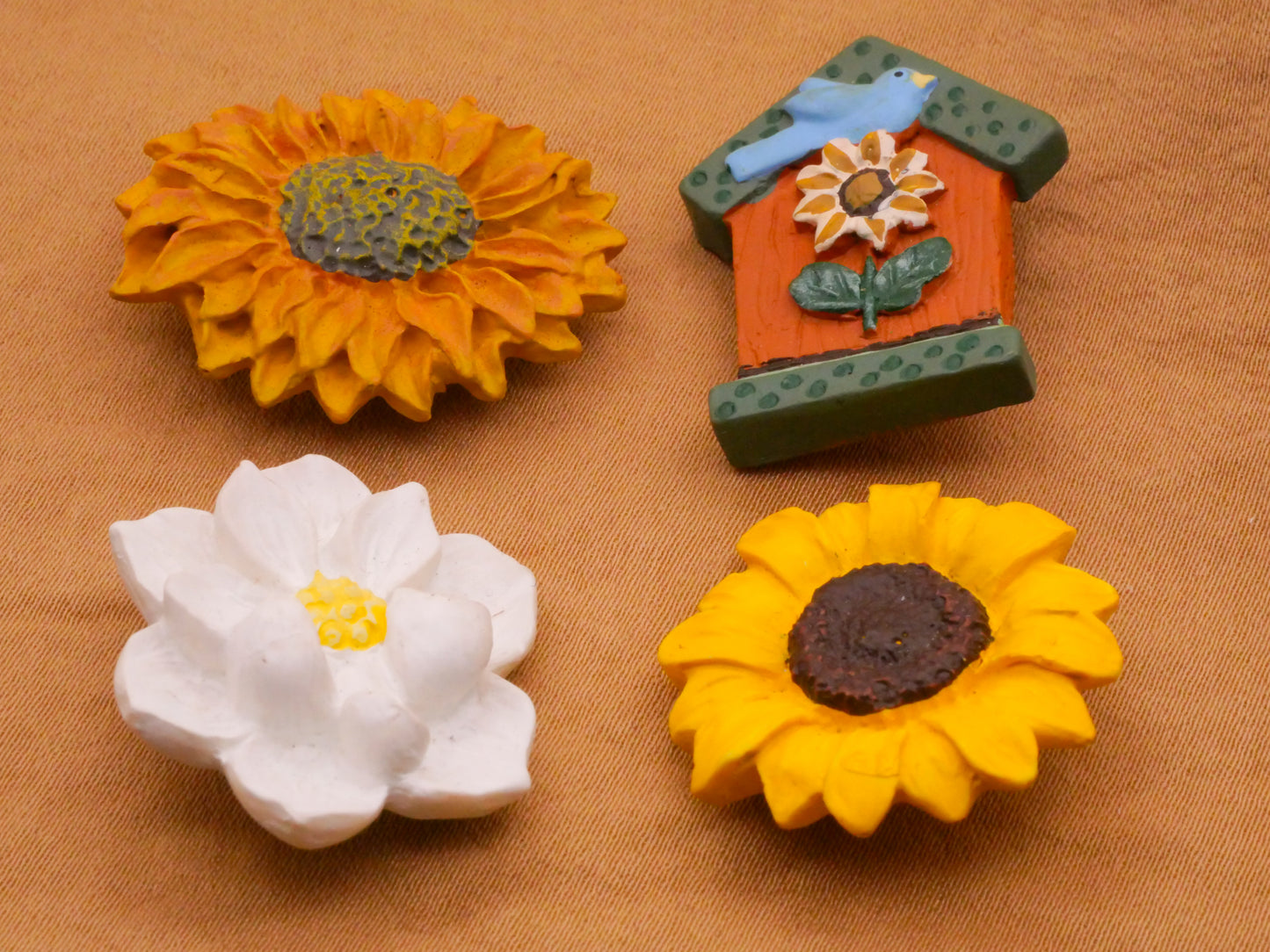 Flower Hand-Painted Art-Stone Vintage Button Various 23-28mm