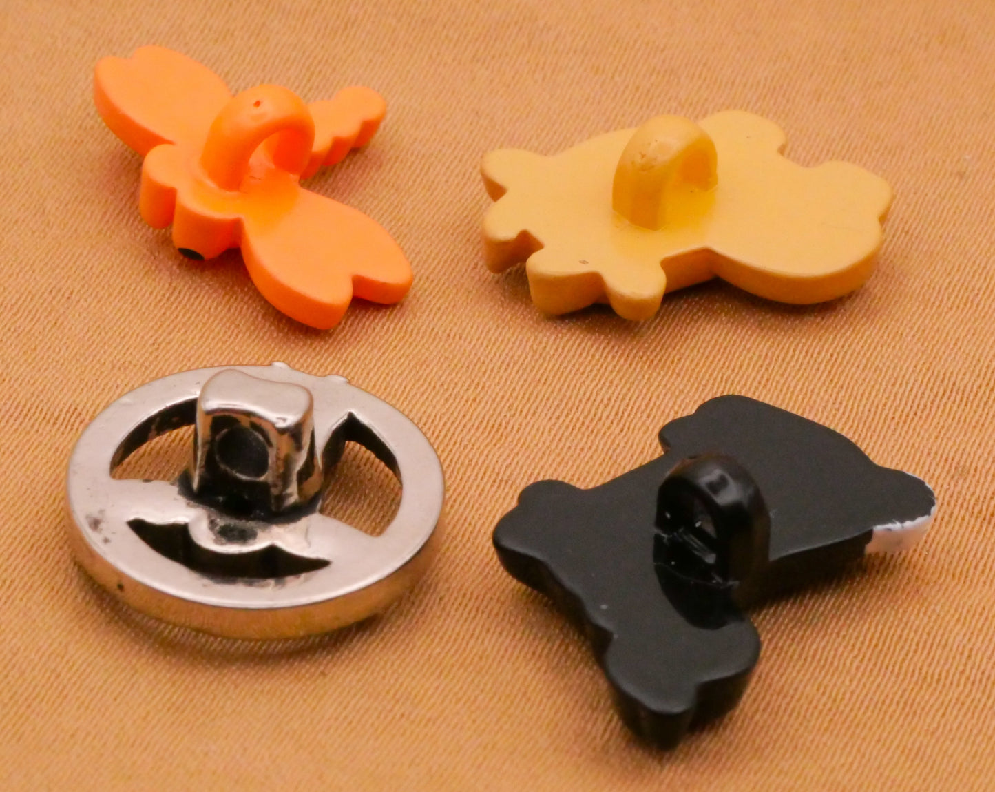 Animal or Insect Goofie Goofy Plastic Button Various 15-18mm