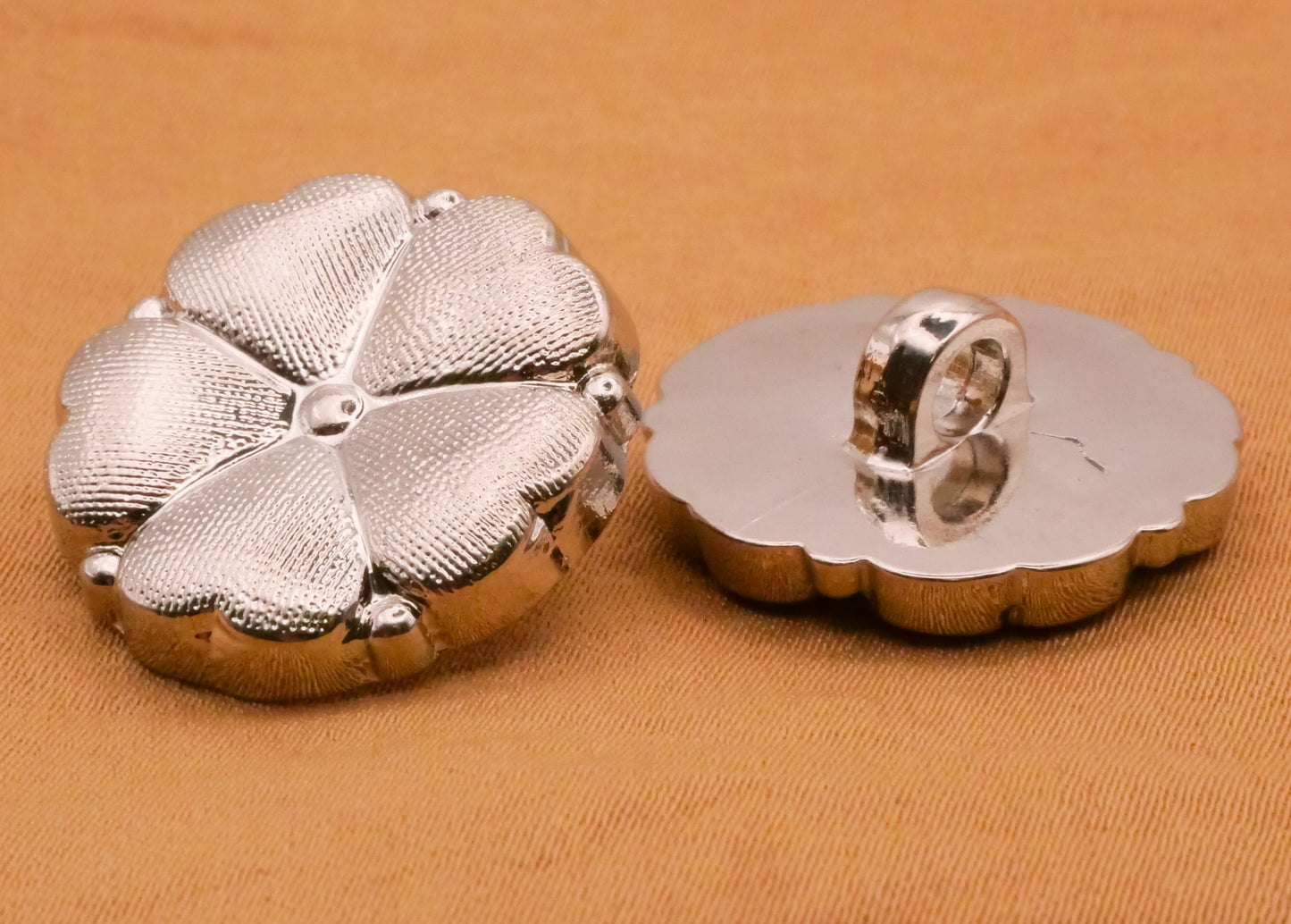 Flower Heart Petals Silver Plastic Pair of Buttons 21mm