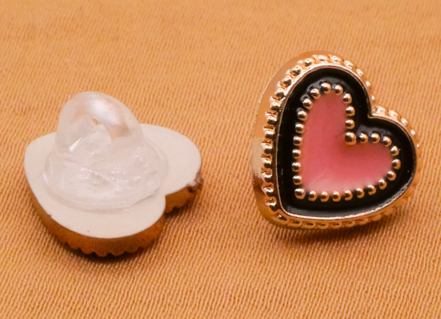 Heart Pink Black Enamel Plastic Set of Five Buttons 12mm
