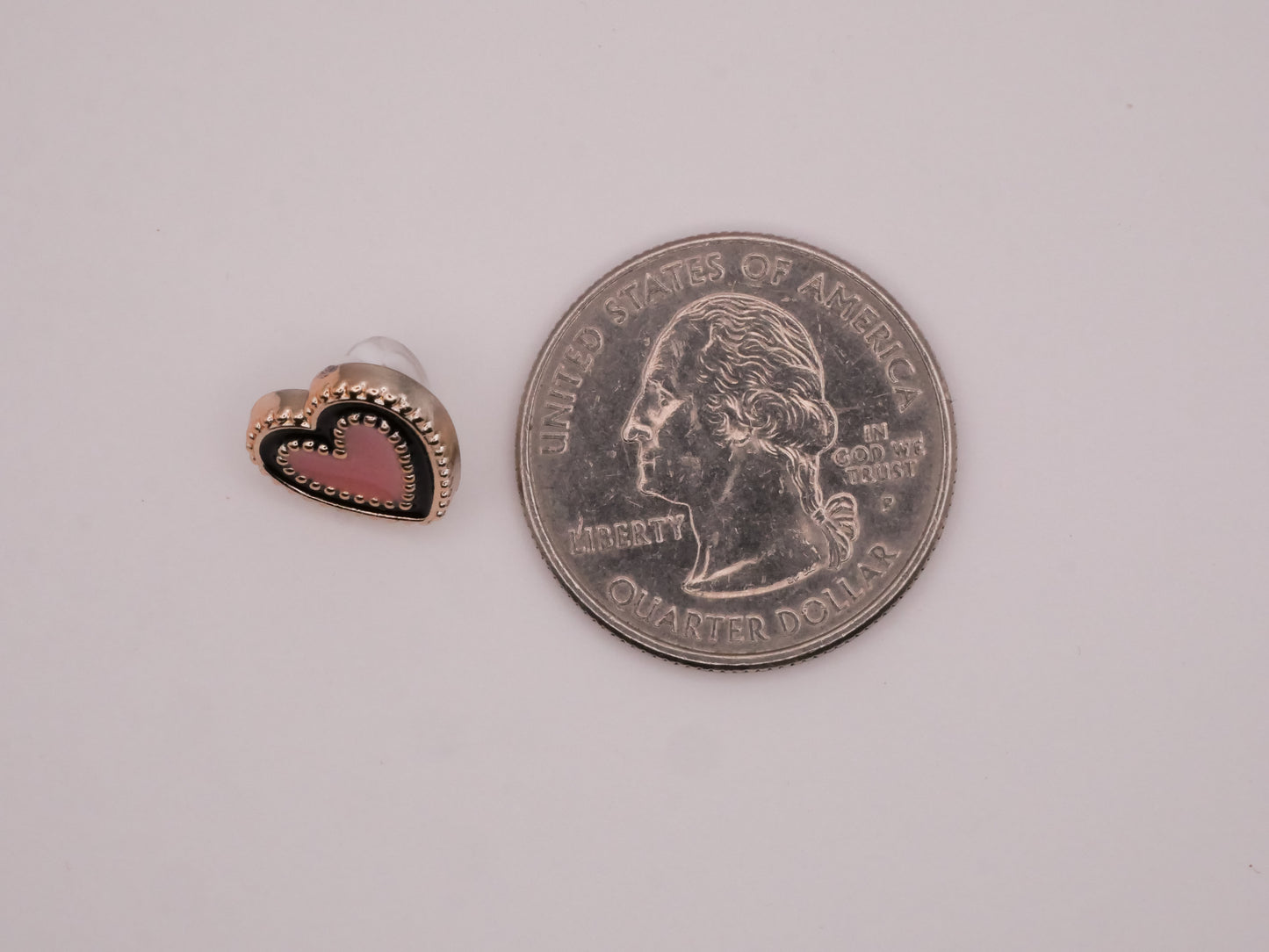 Heart Pink Black Enamel Plastic Set of Five Buttons 12mm